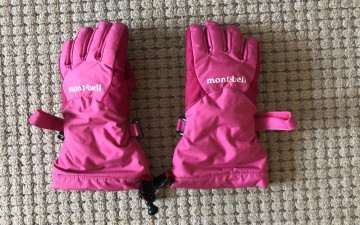 Montbell ski gloves for 4-6 years old girl
