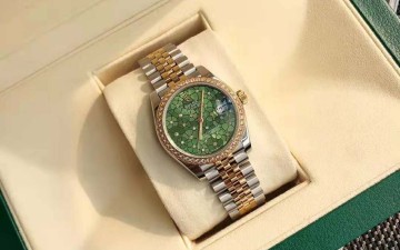 More Day-Date Technical Details Oyster 36 mm in Everose Gold-Green