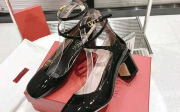 Valentino Women Garavani Tan-Go Patent Leather Pump 60mm Black